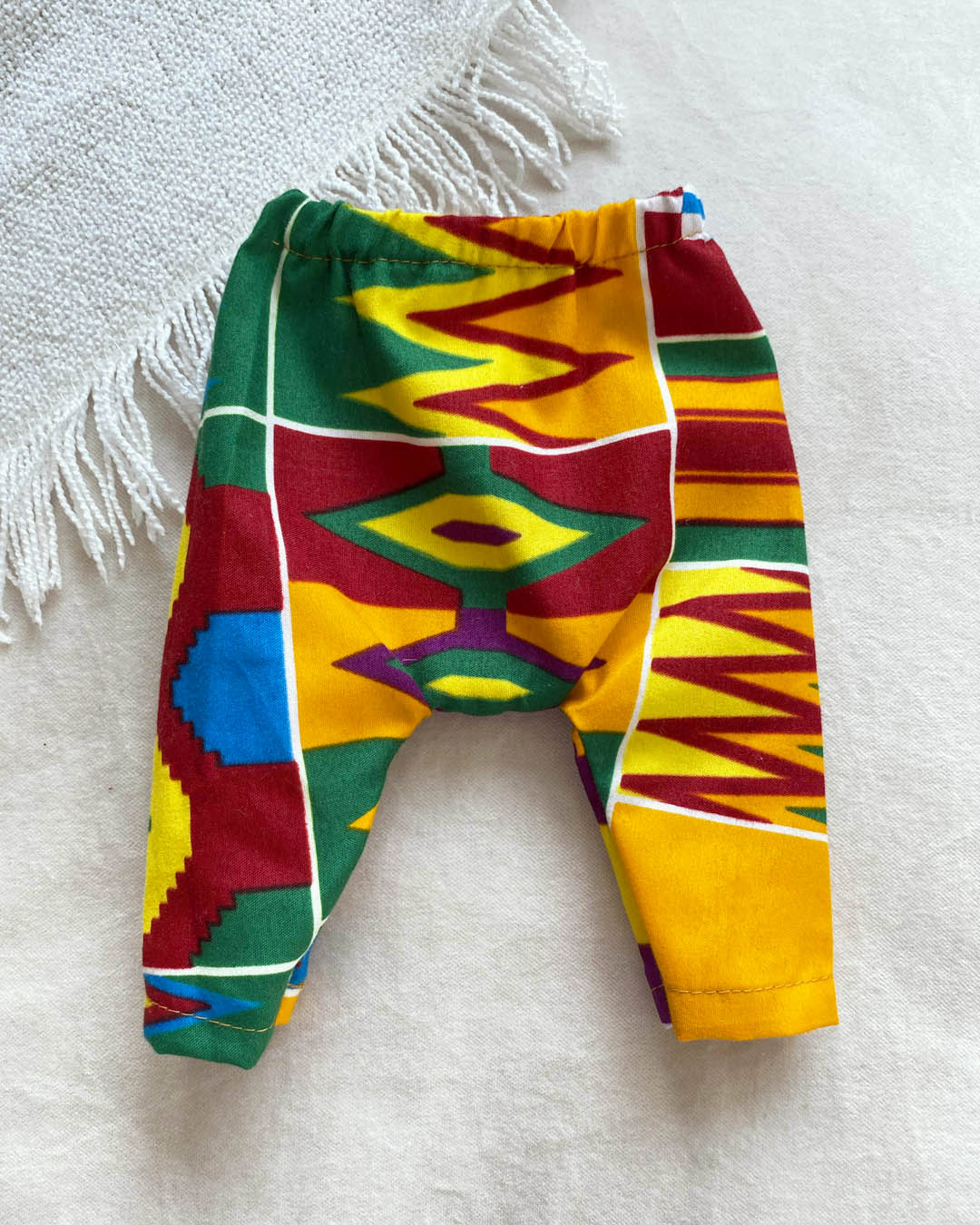 PUPPENHOSE KENTE