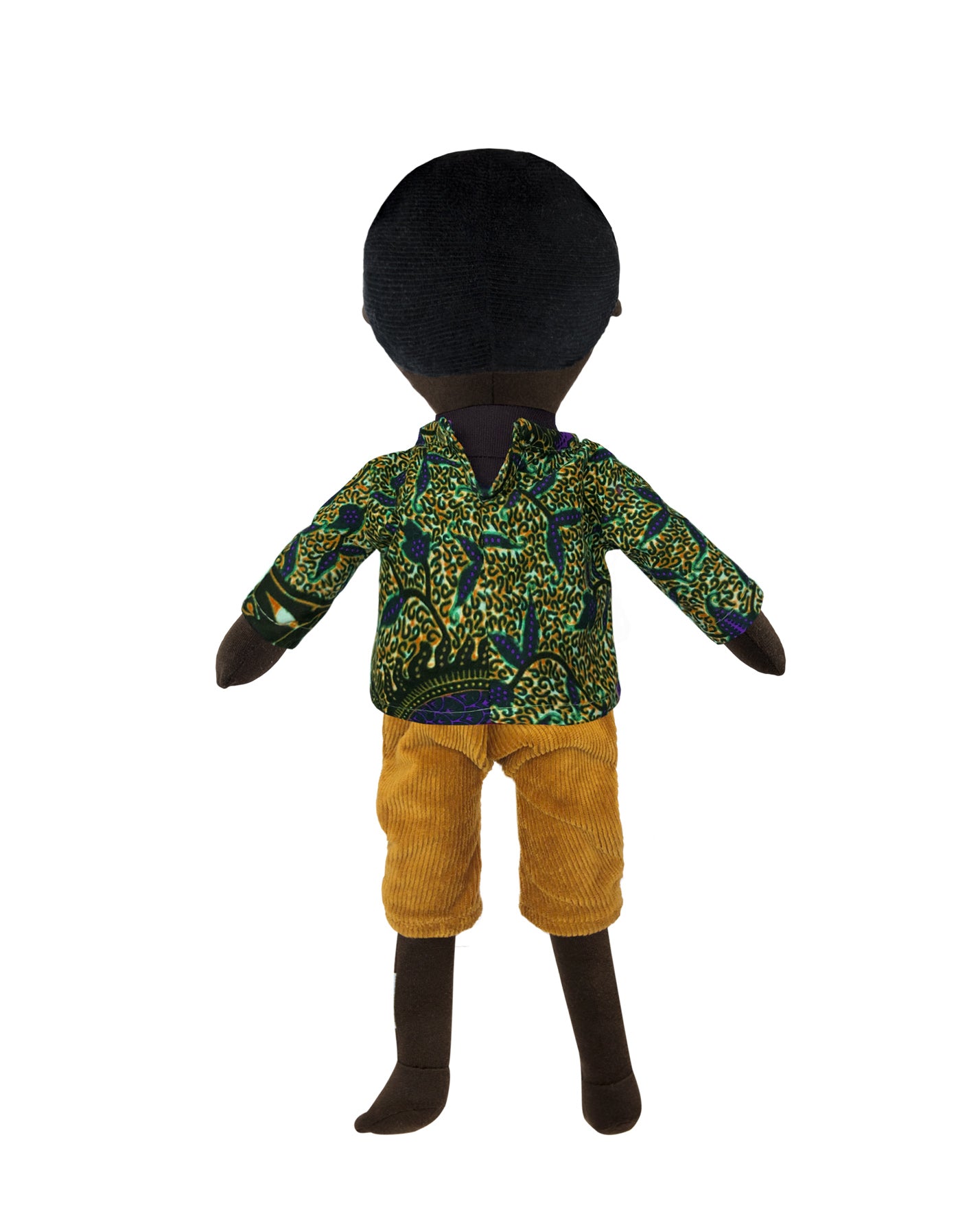 Kinderpuppe aus weichem Bio-Stoff, braun mit schwarzen Haaren und cord Hose.